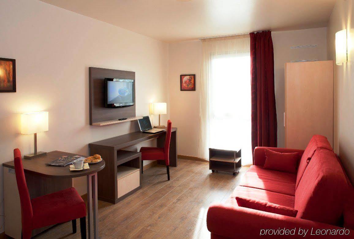 Villa Val Senart 1Ere Avenue Quincy-sous-Sénart Pokój zdjęcie